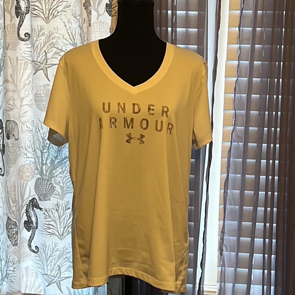 White Under Armour Tshirt